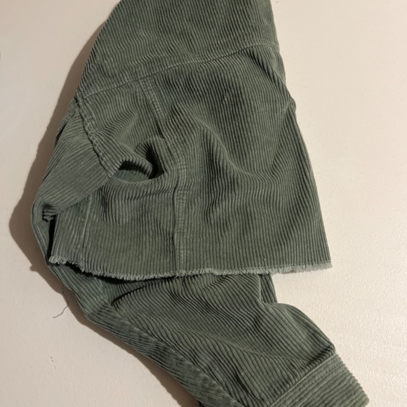 Corduroy green olive jacket in size Small Women, by Forever 21 - Picture 4 of 4